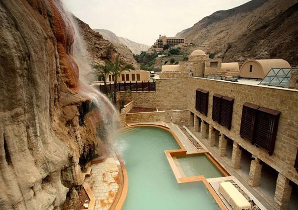 Ain Al-Madhab Hot Springs