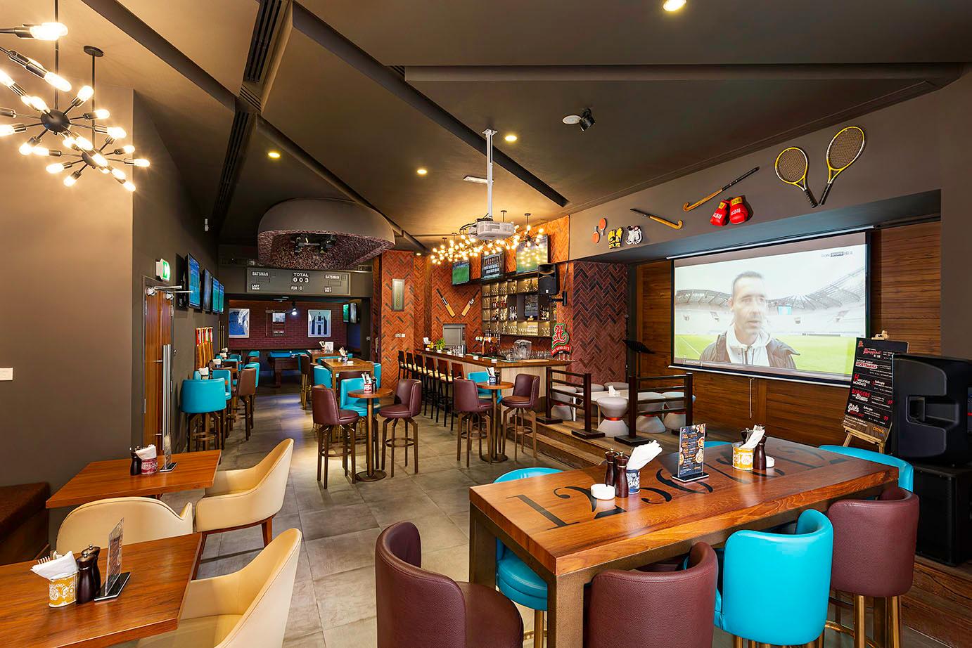 The Huddle Sports Bar & Grill - Ras Al Khaimah