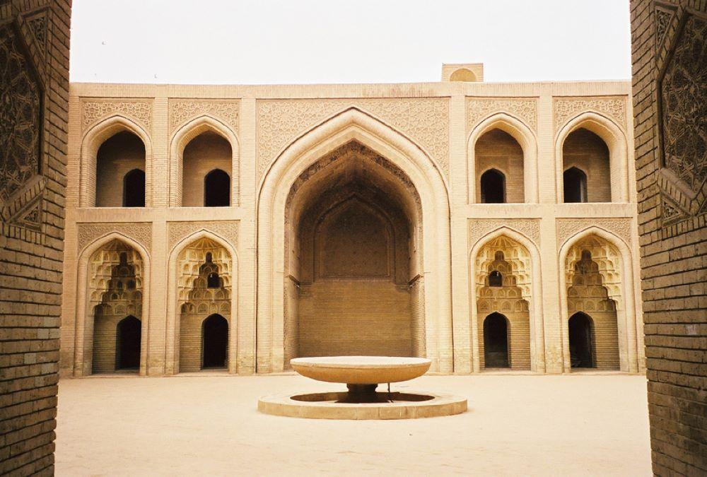 Abbasid palace