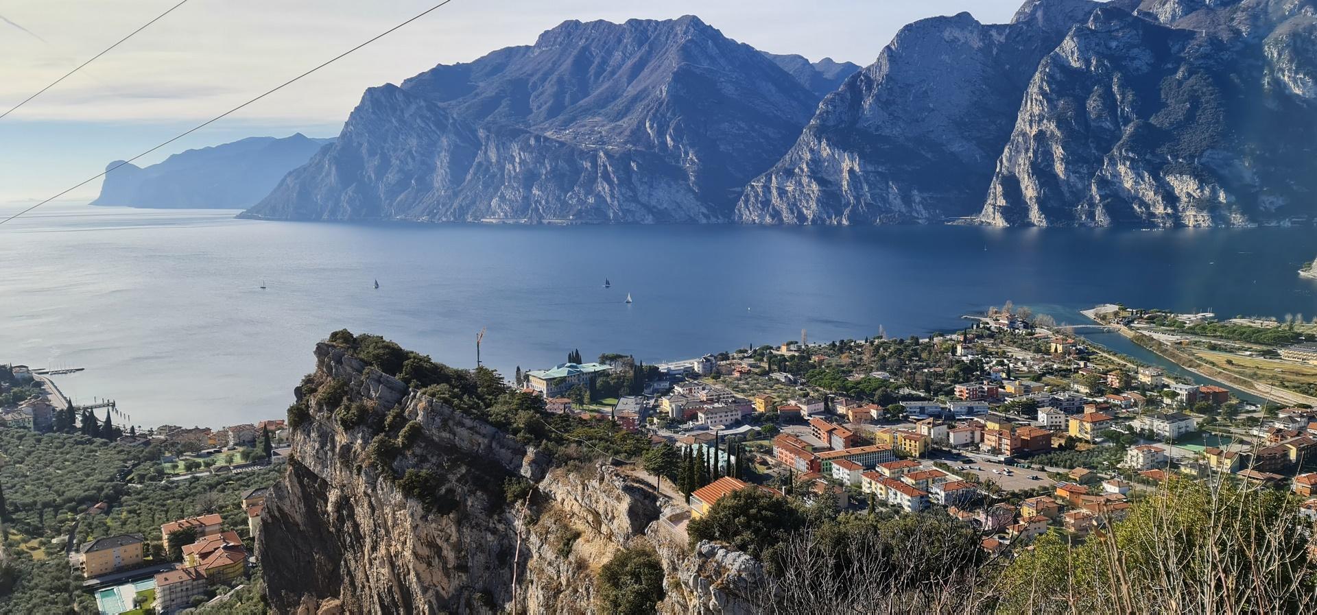 Tour al lago di Loppio e Castel Penede, sulle tracce dell’impresa “Galeas per montes”