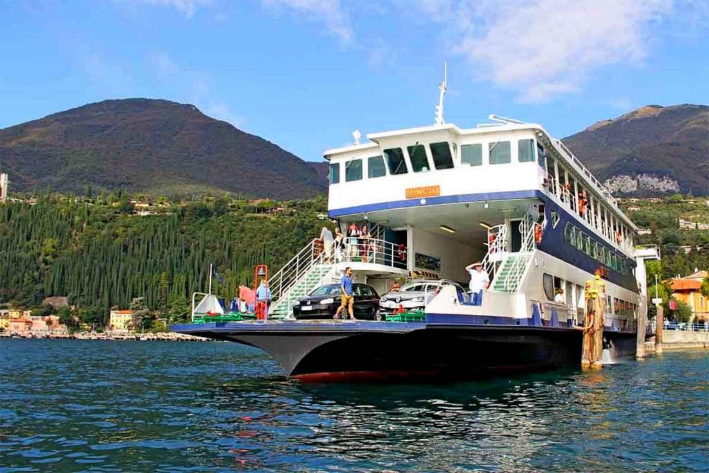 Traghetto Torri del Benaco – Toscolano Maderno