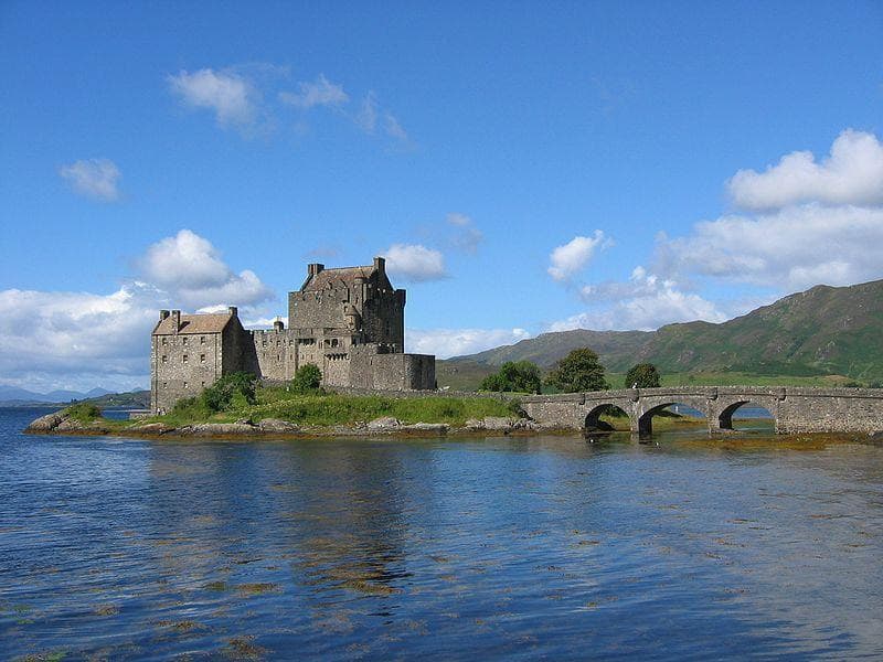 Donan Castle Island