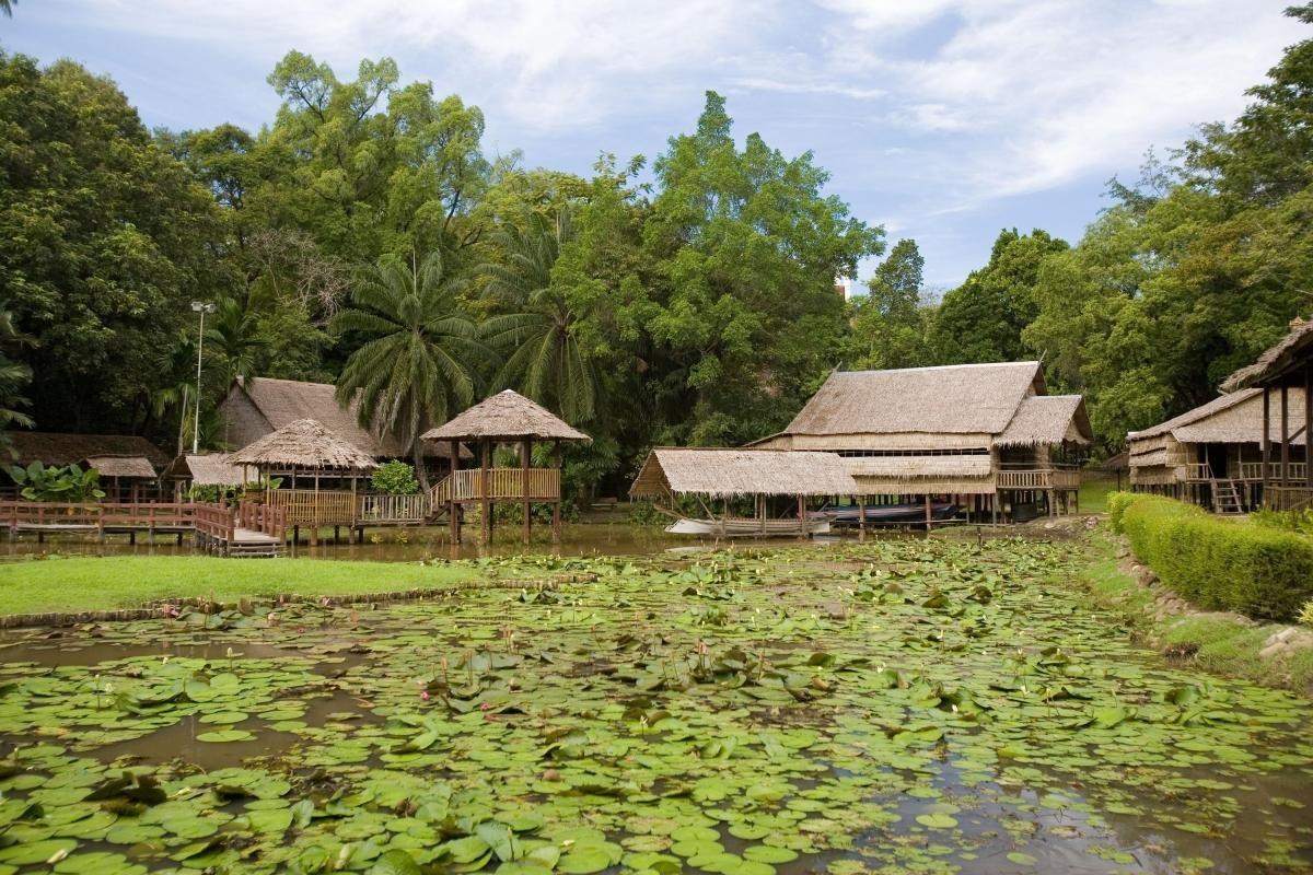 Sabah Museum (Sabah State Museum)