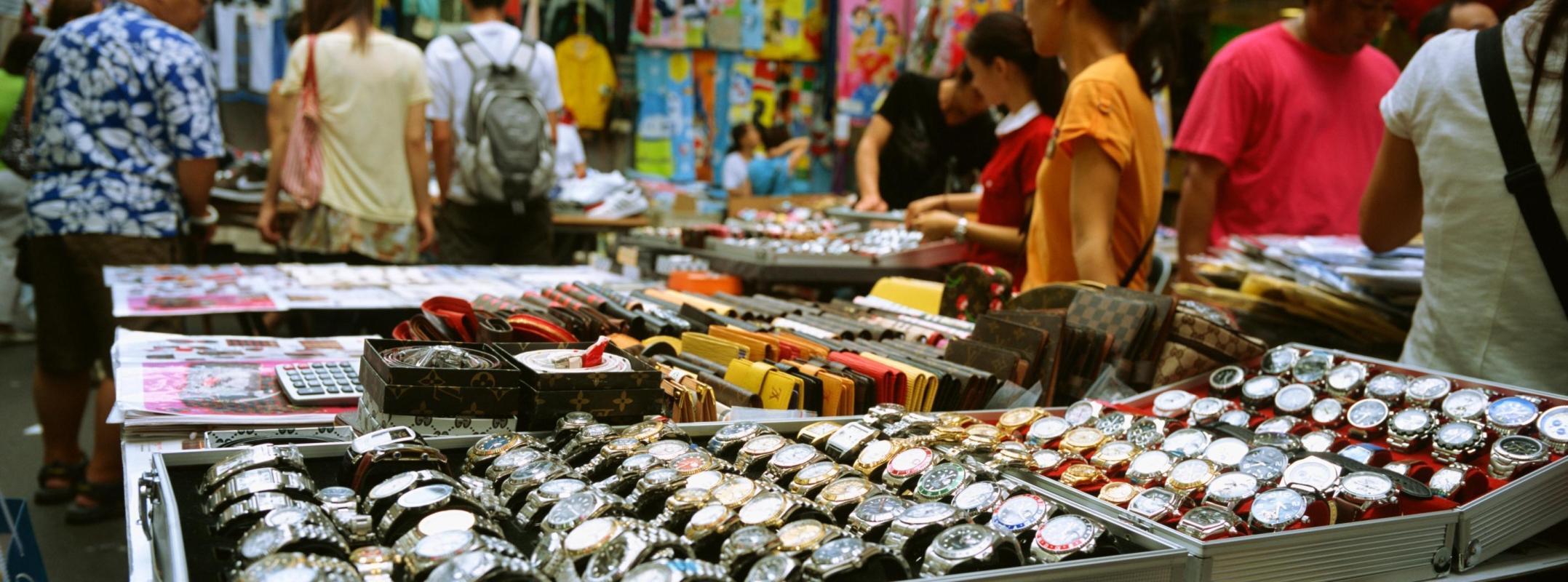 Temple Street Night Market (Men’s St.)