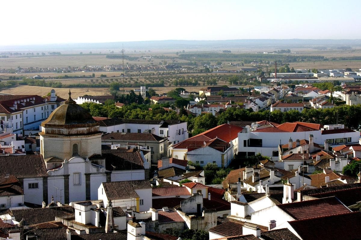 Évora