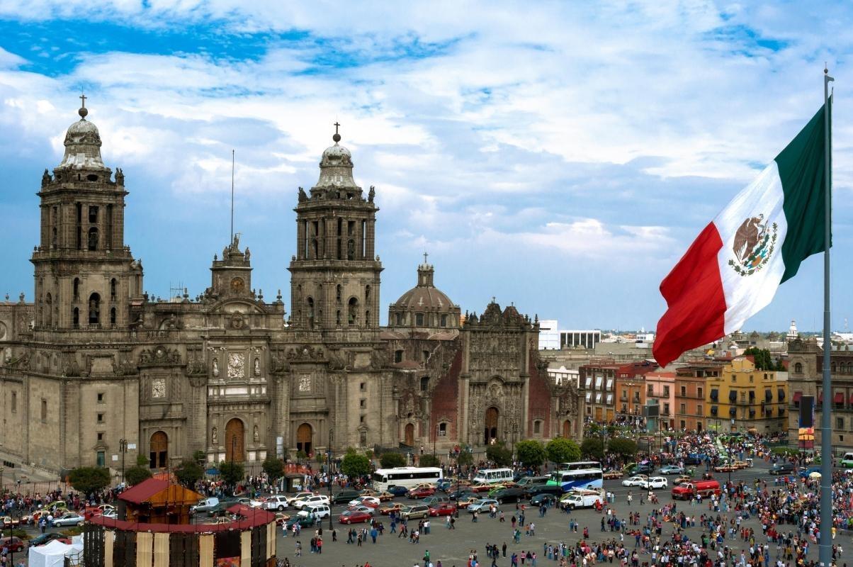 Plaza de la Constitución (Zocalo)