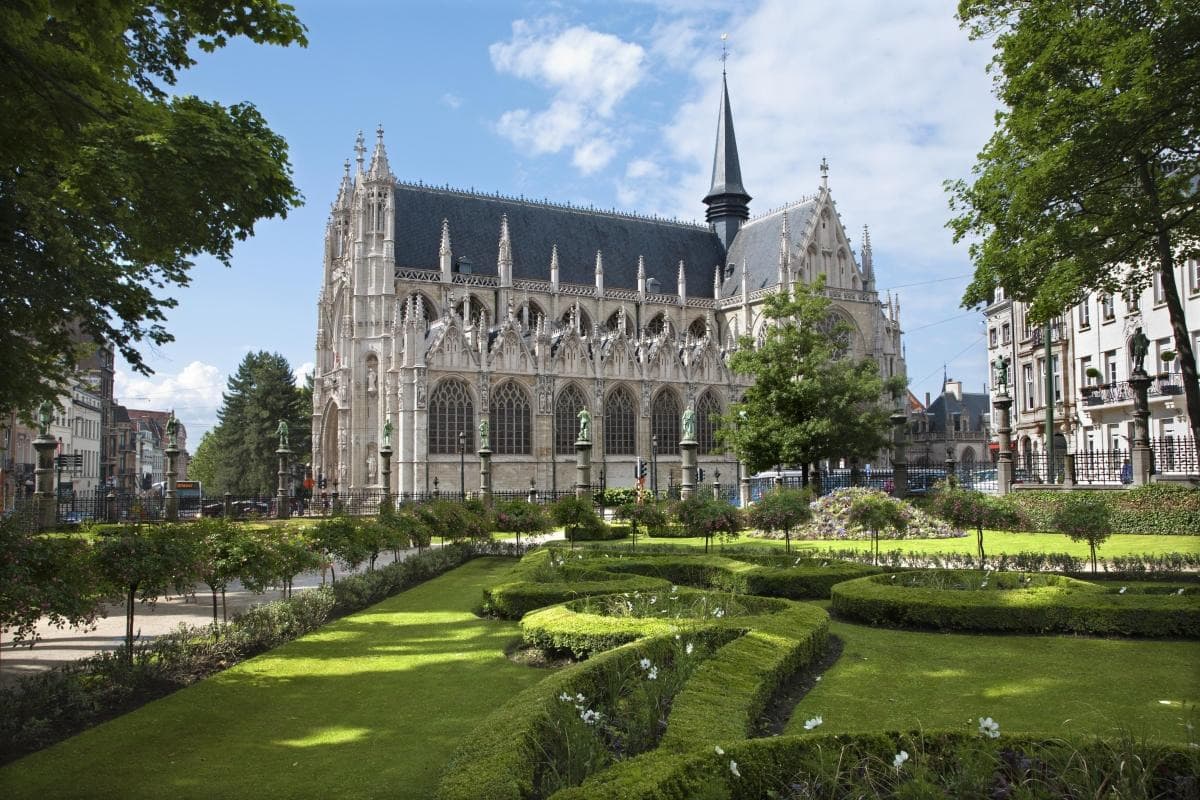 Grand Sablon Square (Place du Grand Sablon)