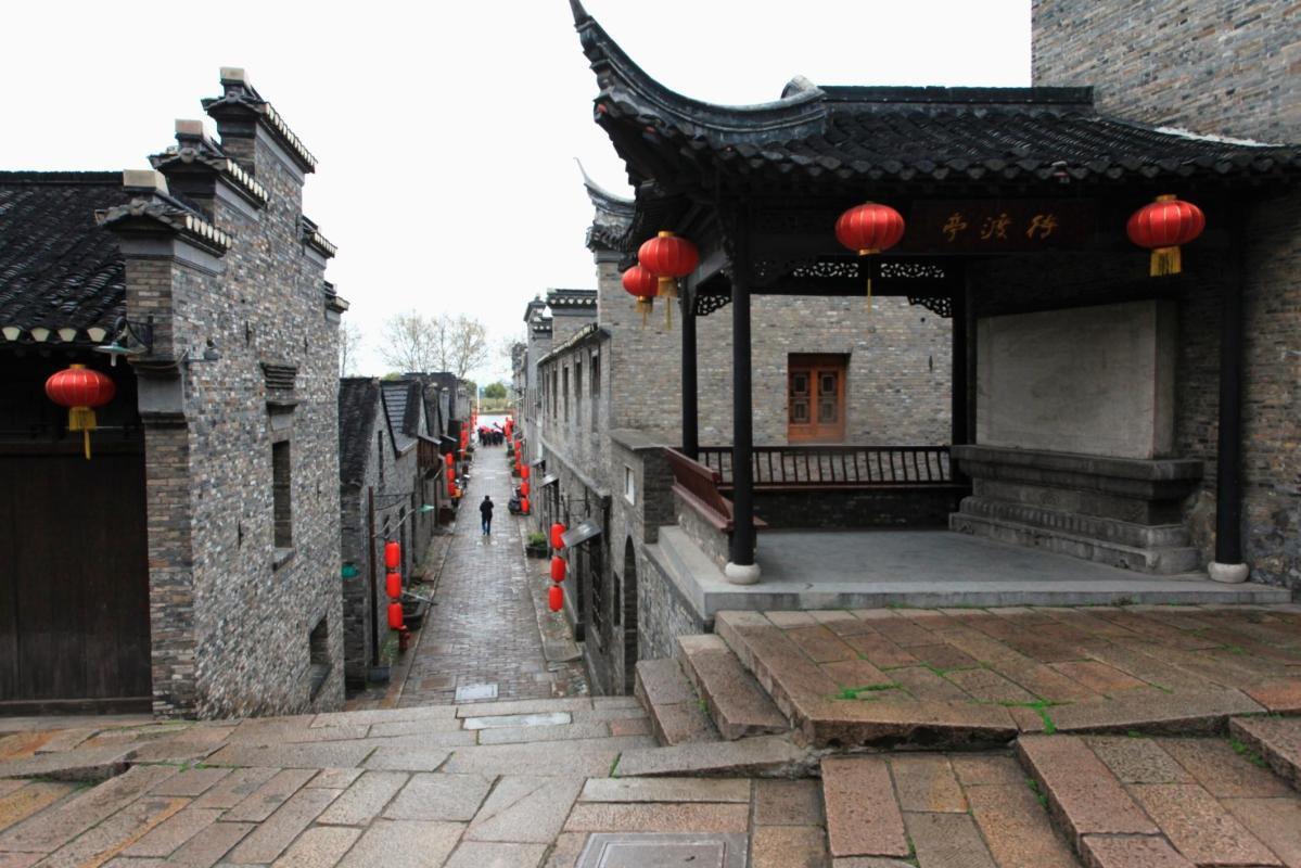 Huanglongxi Ancient Town