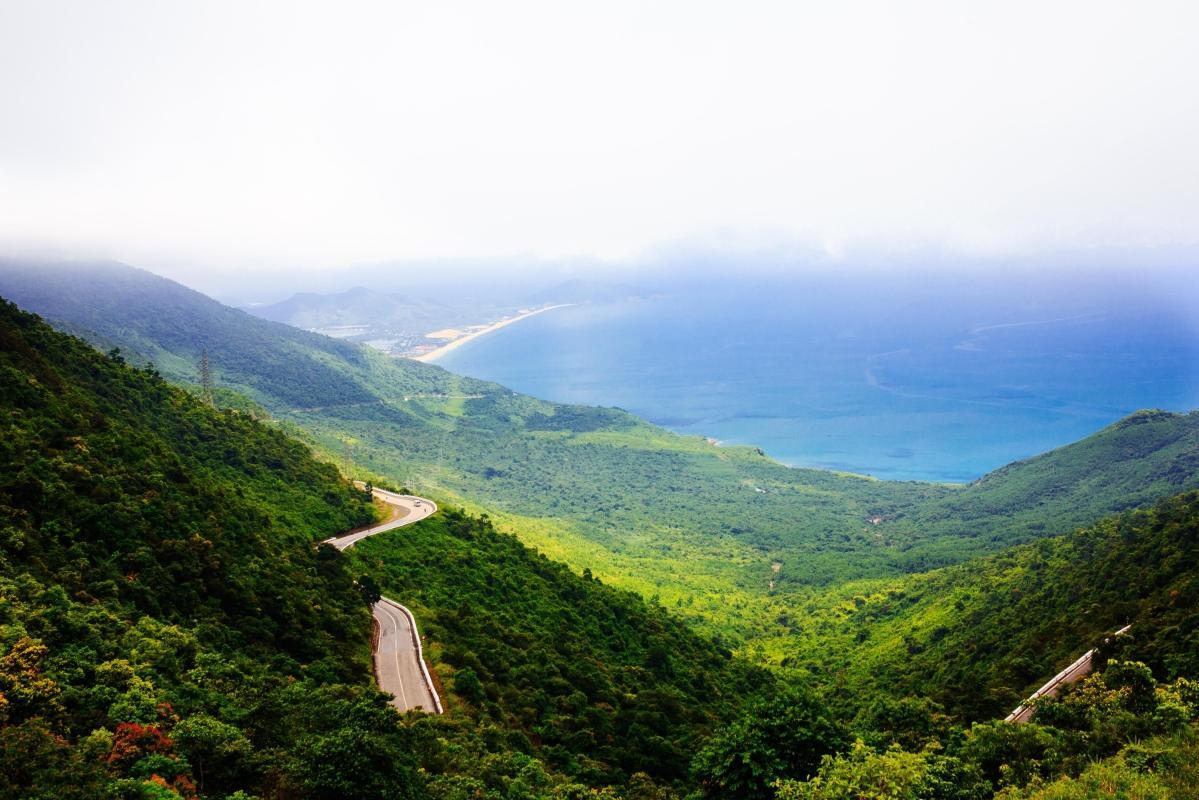 Hai Van Pass (Deo Hai Van)