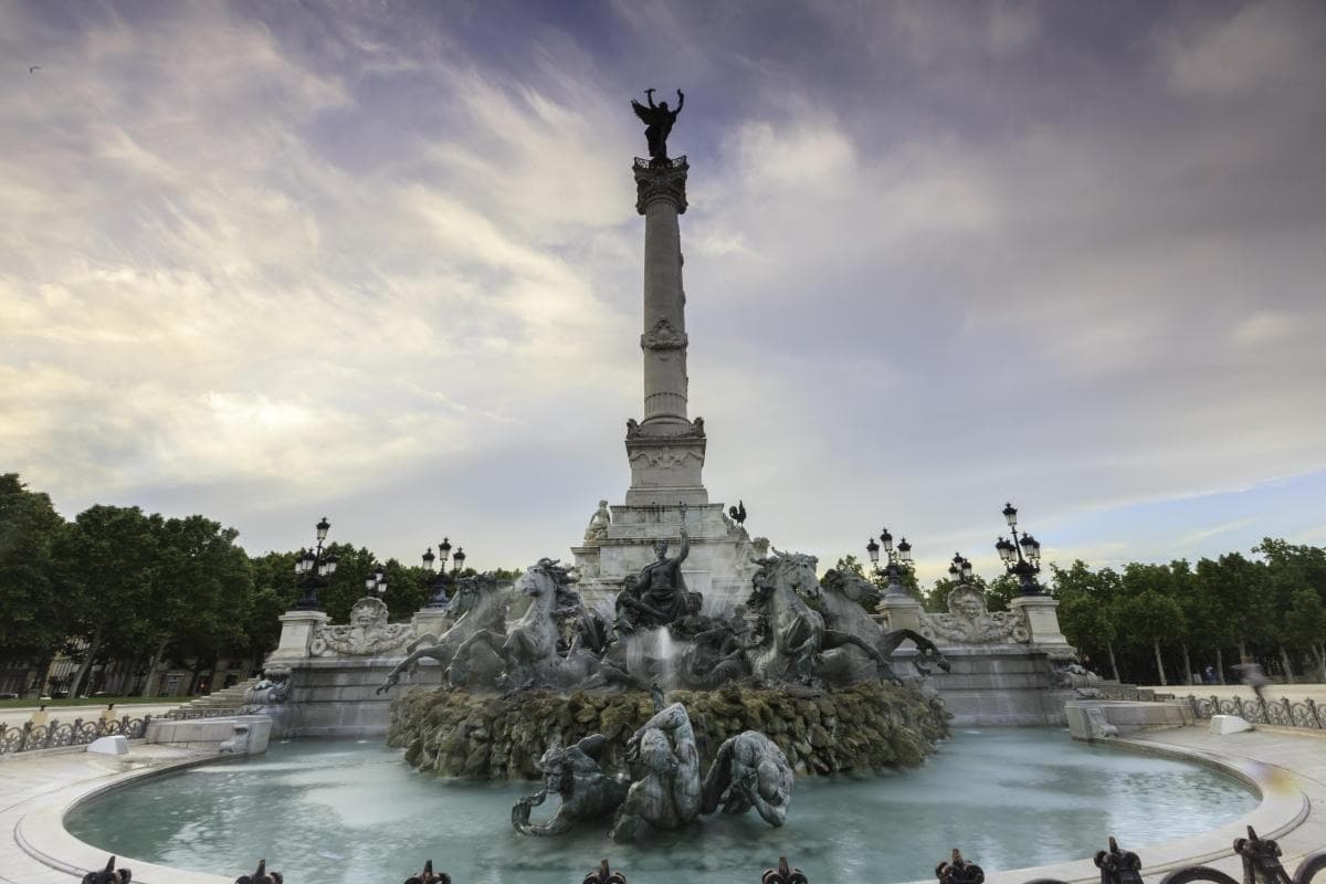 Памятник жирондистам (Monument aux Girondins)