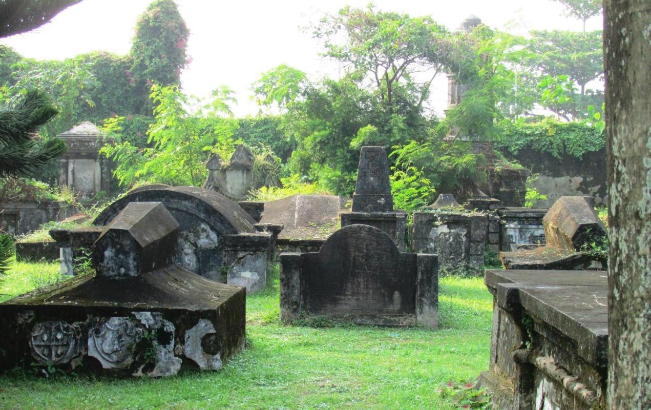 Dutch Cemetery