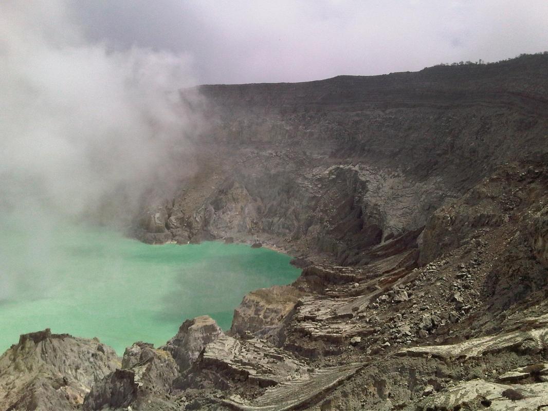 Ijen Crater (Kawah Ijen)