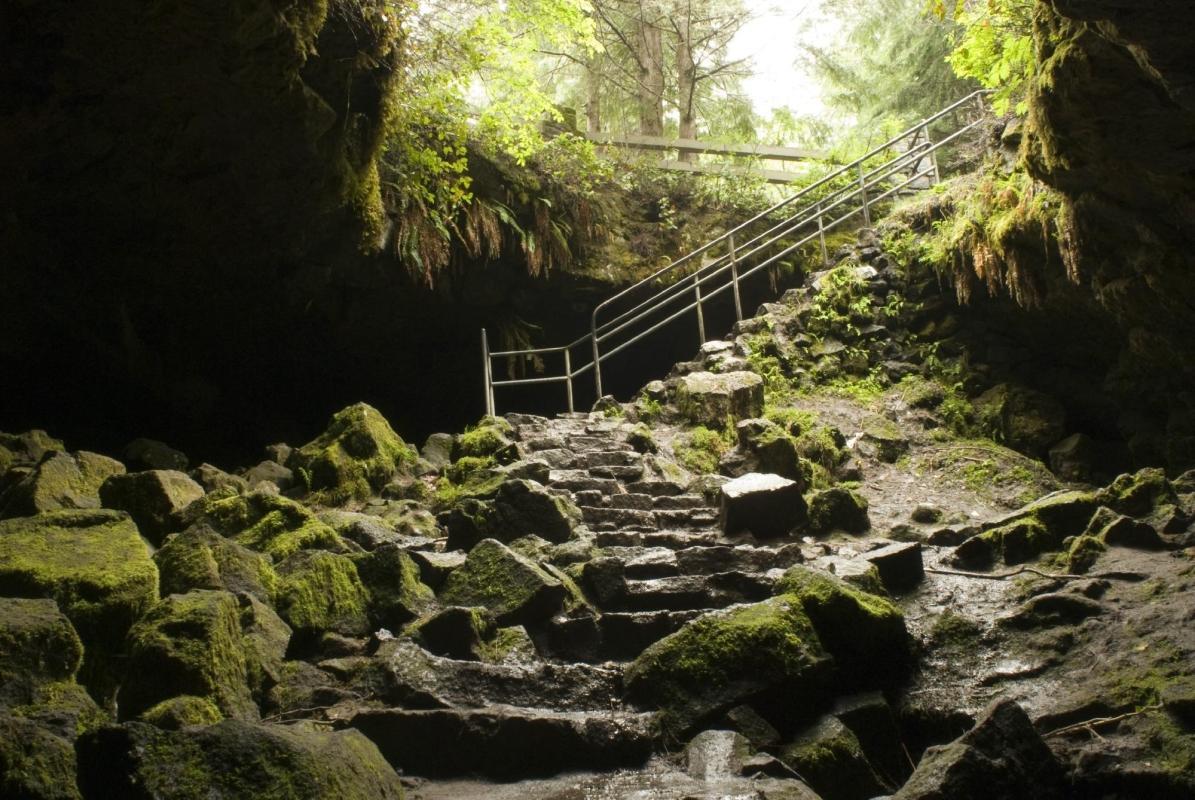 Ape Cave Lava Tube