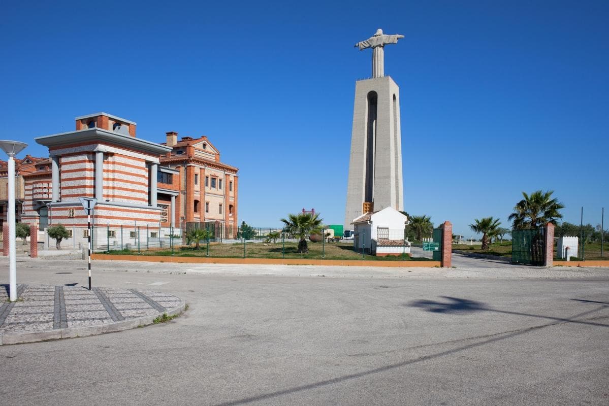 Национальный храм Христа Царя (Cristo Rei)