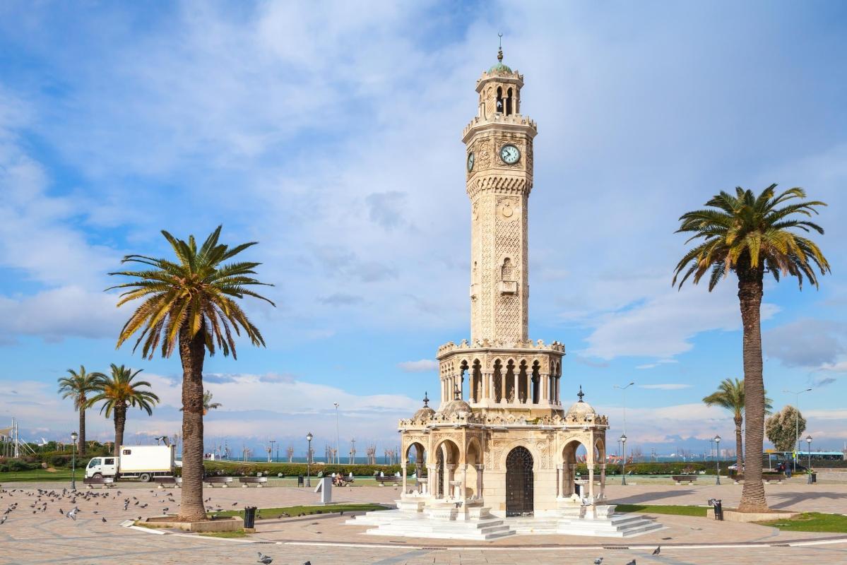 Izmir Clock Tower (Izmir Saat Kulesi)