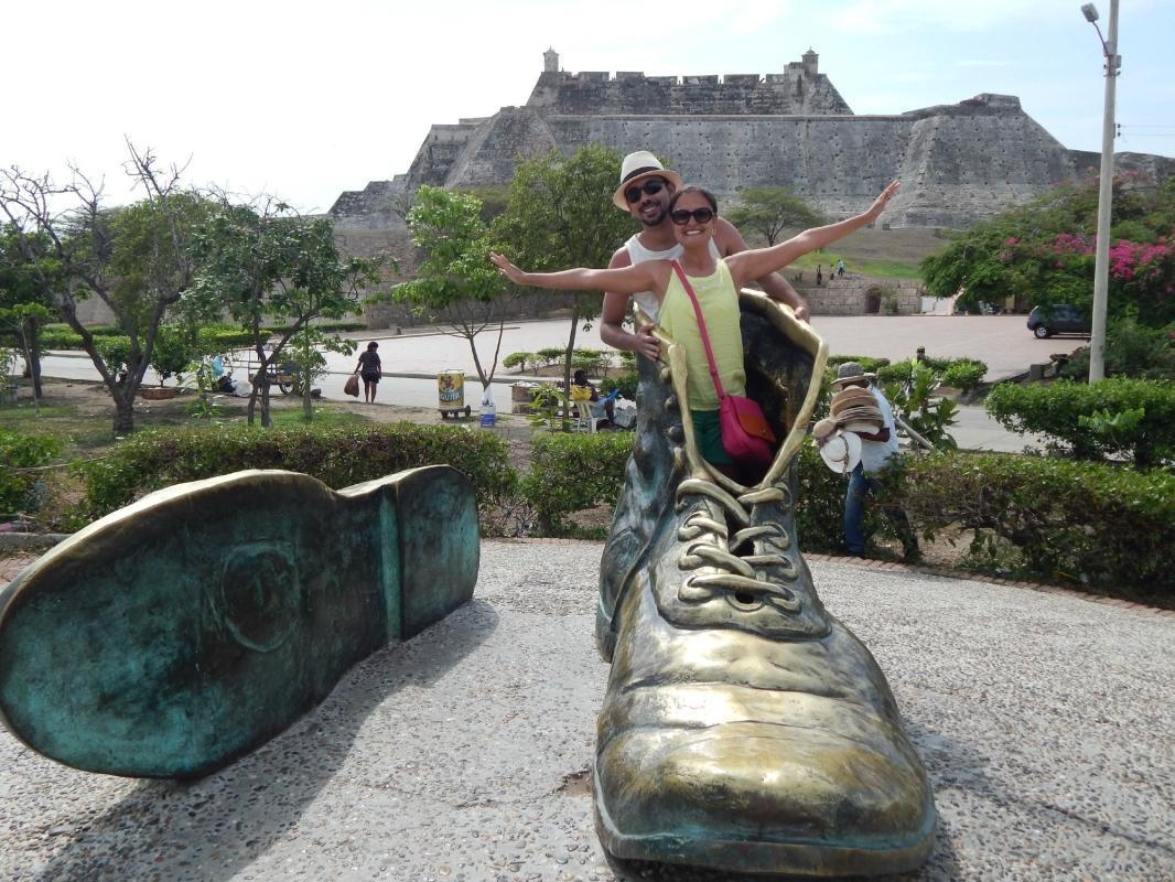 Old Shoes Monument (Los Zapatos Viejos)