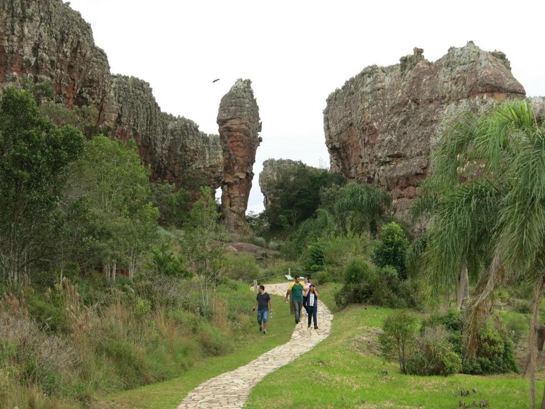 Vila Velha State Park (Parque Estadual de Vila Velha)