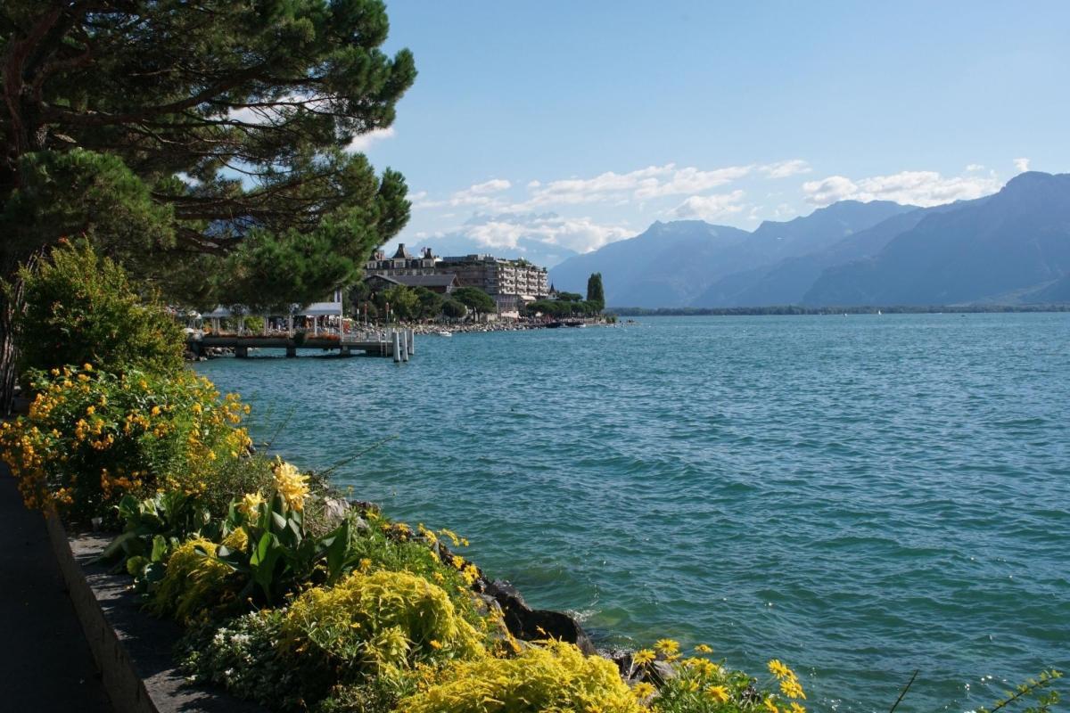 Montreux Flower Promenade (Chemin Fleuri)