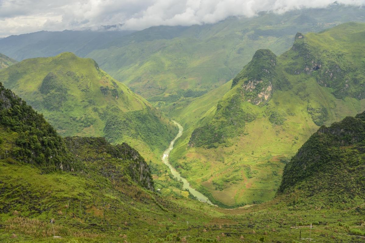 Dong Van Karst Plateau (Cao Nguyen Da Dong Van)