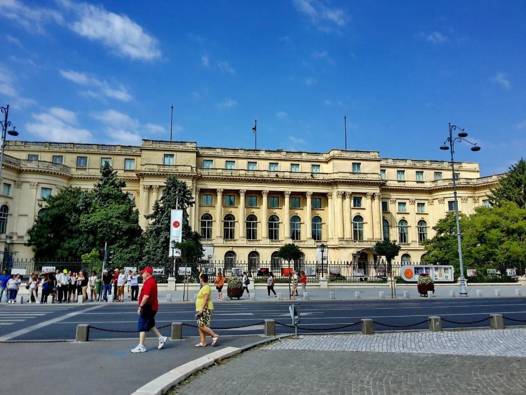 Victoriei Street (Calea Victoriei)