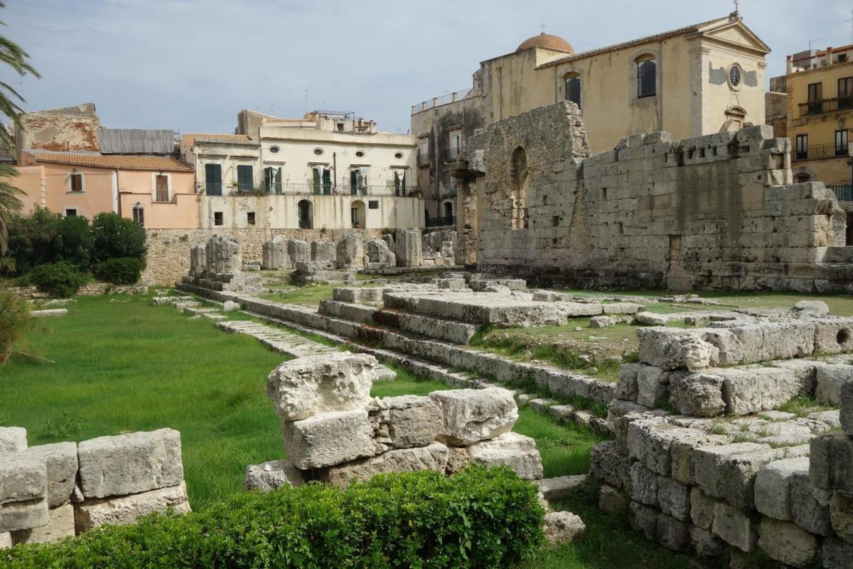 Temple of Apollo (Tempio di Apollo)