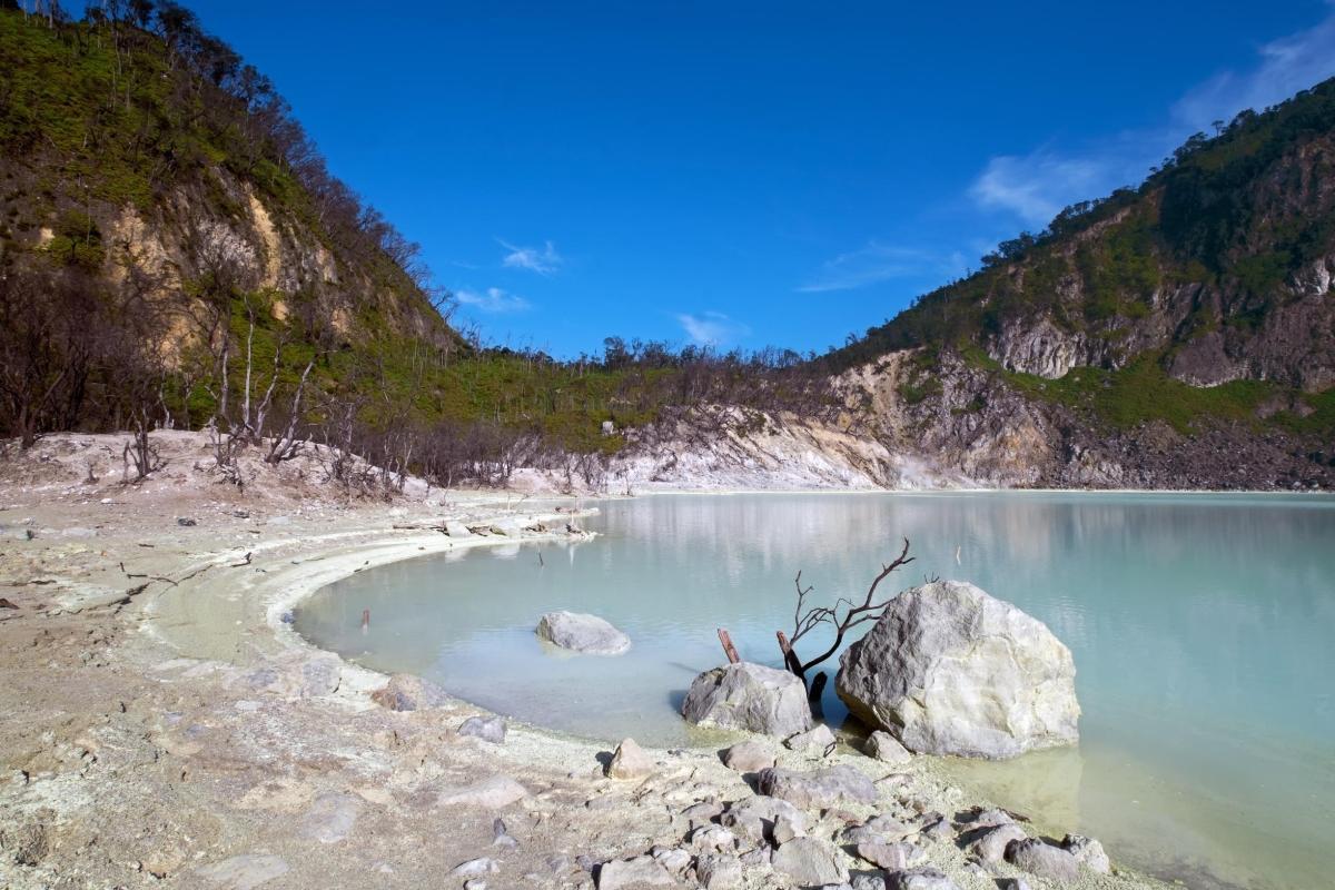 Kawah Putih (White Crater)