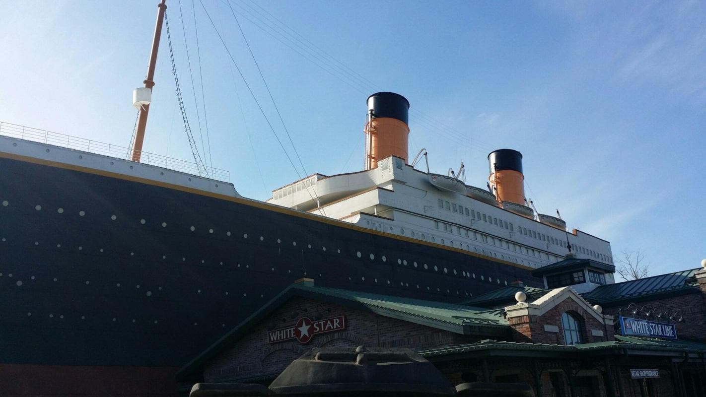 Titanic Pigeon Forge