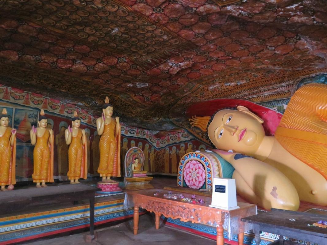 Mulkirigala Rock Temple (Mulkirigala Raja Maha Vihara)