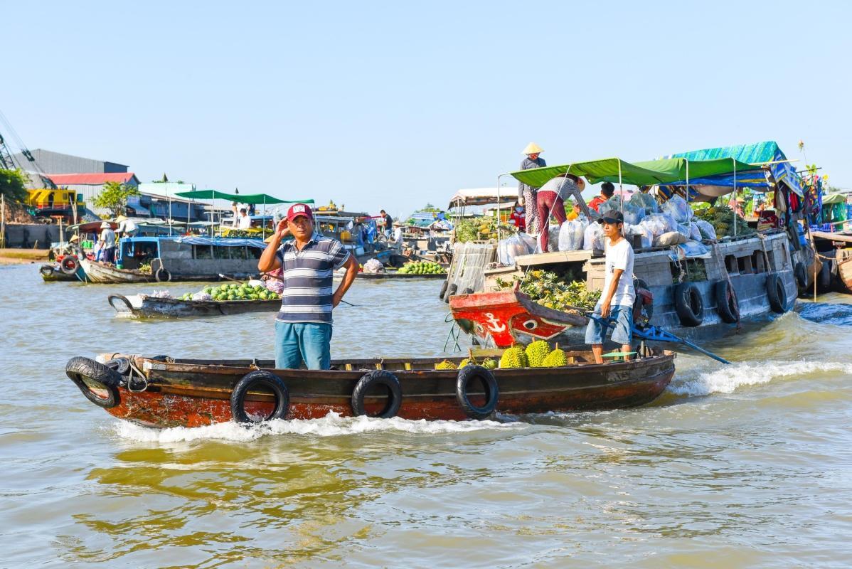 Cai Rang Floating Market (Cho Noi Cai Rang)