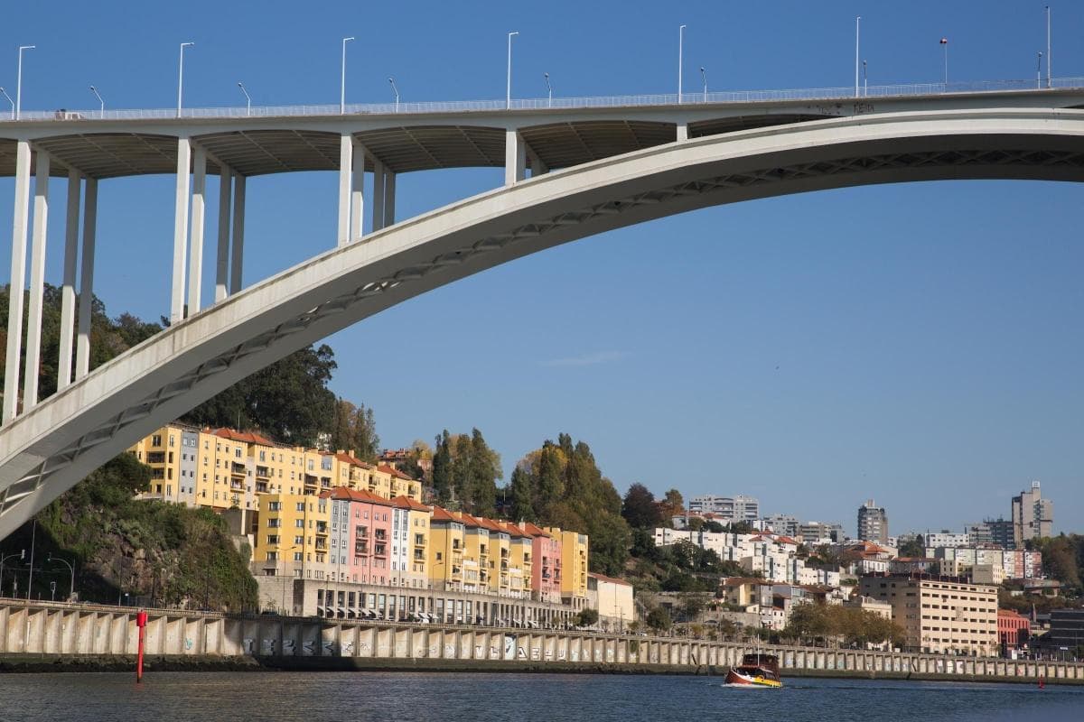 Arrábida Bridge (Ponte da Arrábida)